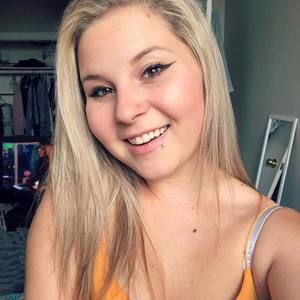 Meet your Posher, Shae